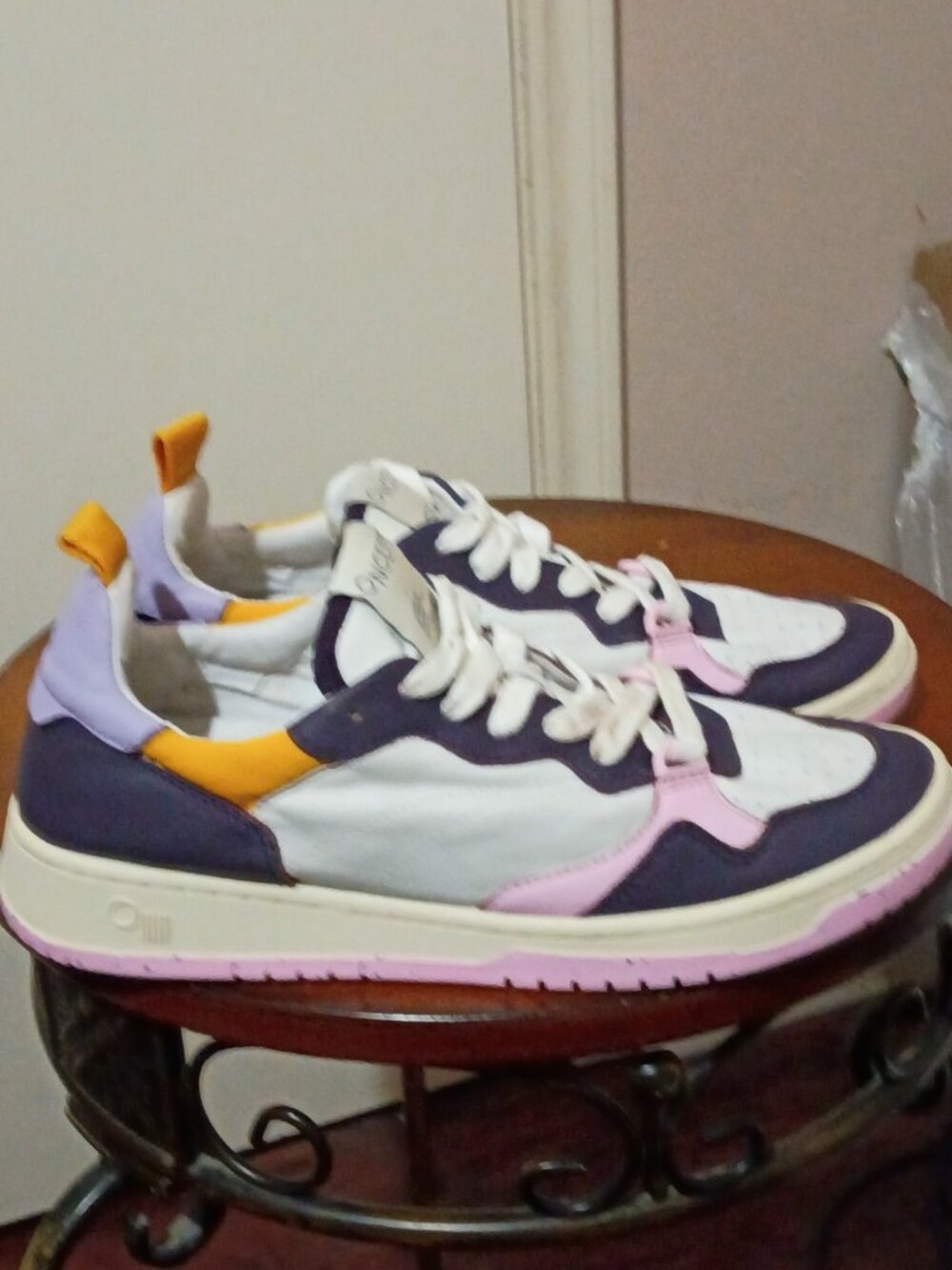 Oncept Phoenix Orchid Multi Sneakers Women’s Size 8.5 Lace-Up Colorblock